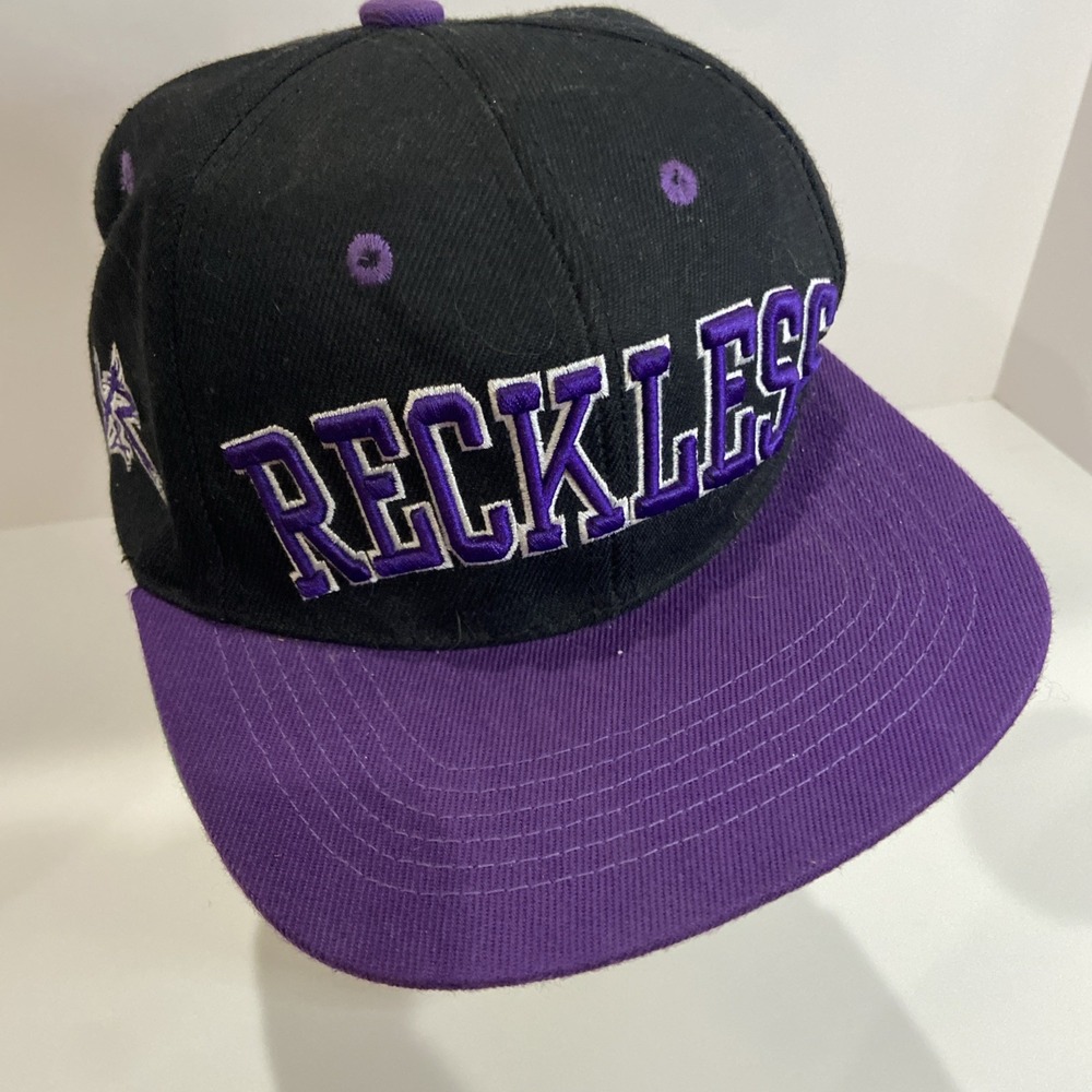 Young & Reckless‎ Snapback Baseball Cap Hat Purple Black OSFM Embroidered Logo